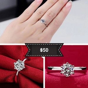 Size 7 Sterling silver CZ gorgeous ring